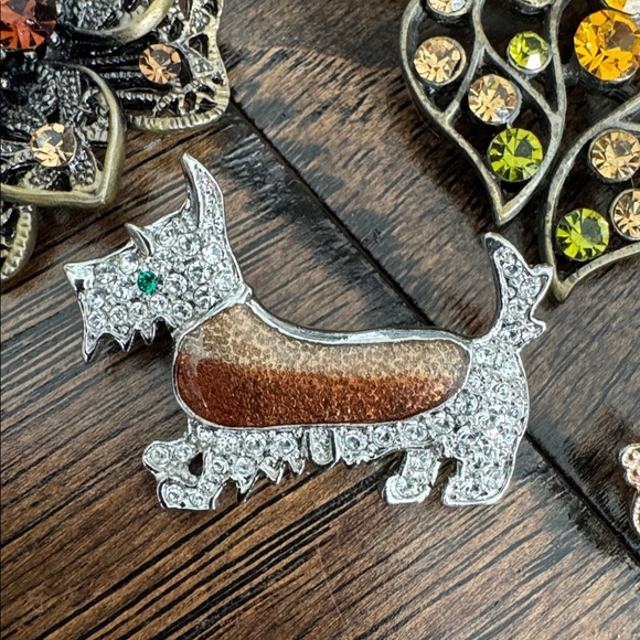 Brooch Set - Picture 9 of 10